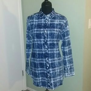 Acid washed denim tunic😍